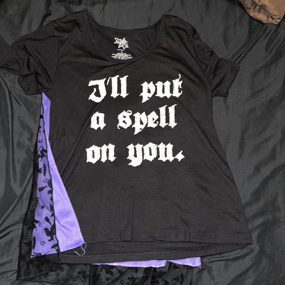 Hocus Pocus shirt L